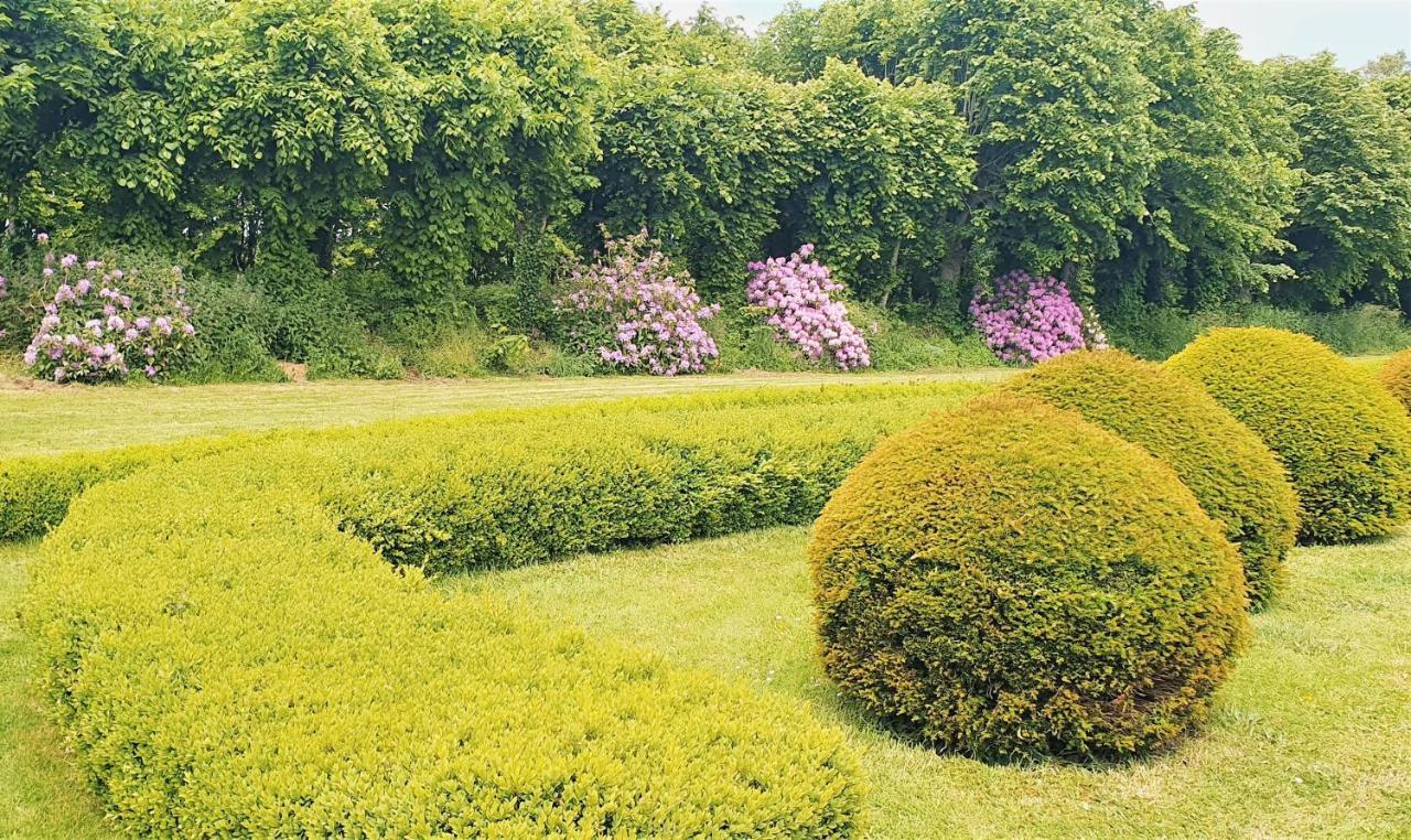 Вилла Le Domaine De La Feriere Sallen Экстерьер фото